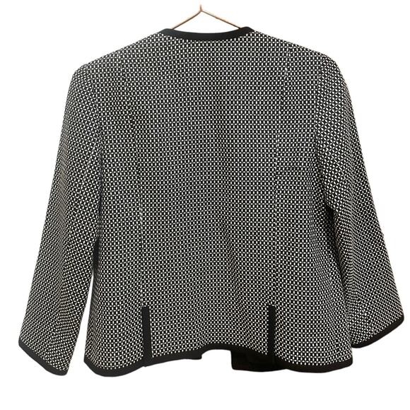 Talbots collarless black and white open front jacket blazer size 2 petite - Picture 2 of 7